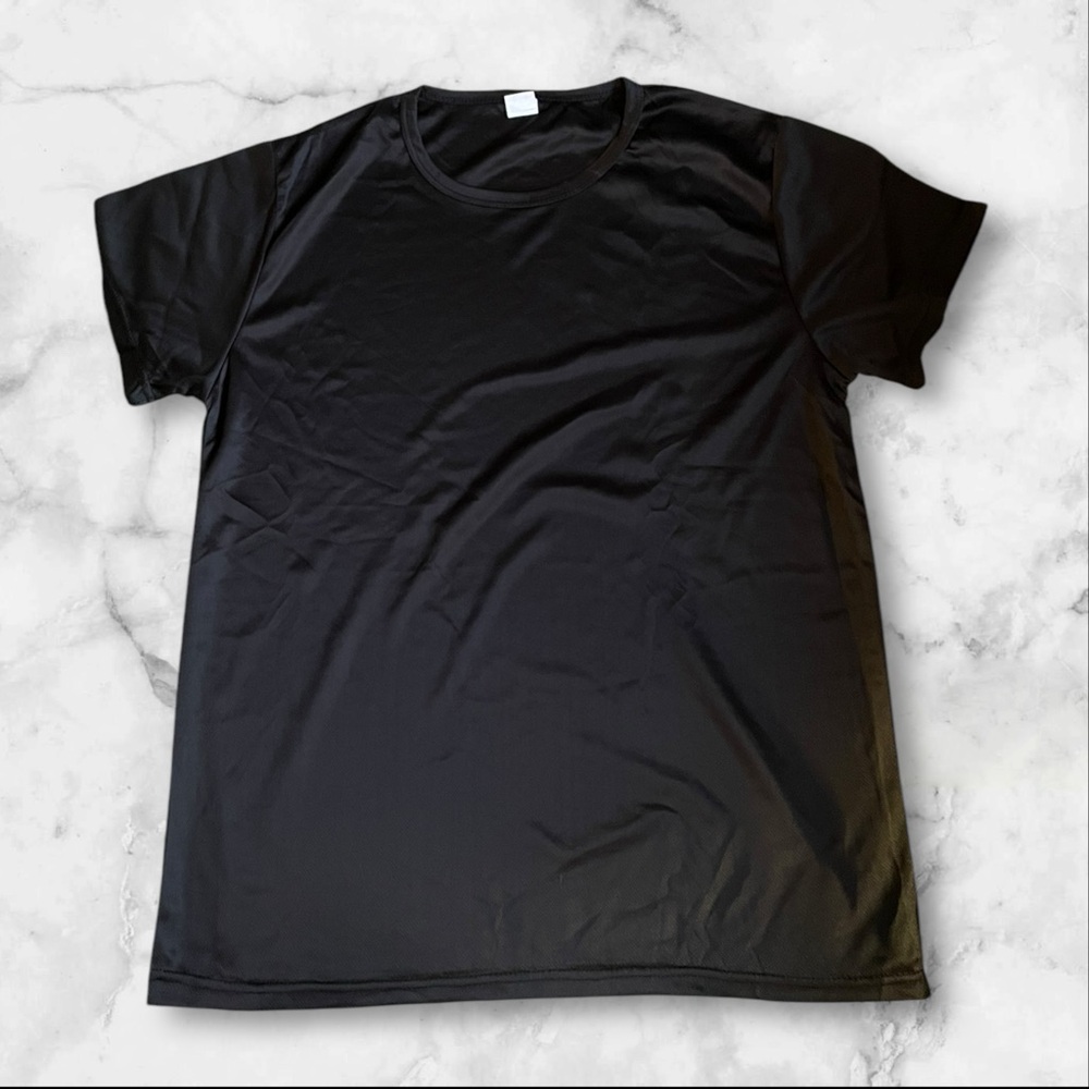 NEW Moisture Wicking Men’s Summer Black Short Sleeve Crew Neck Tee NWOT